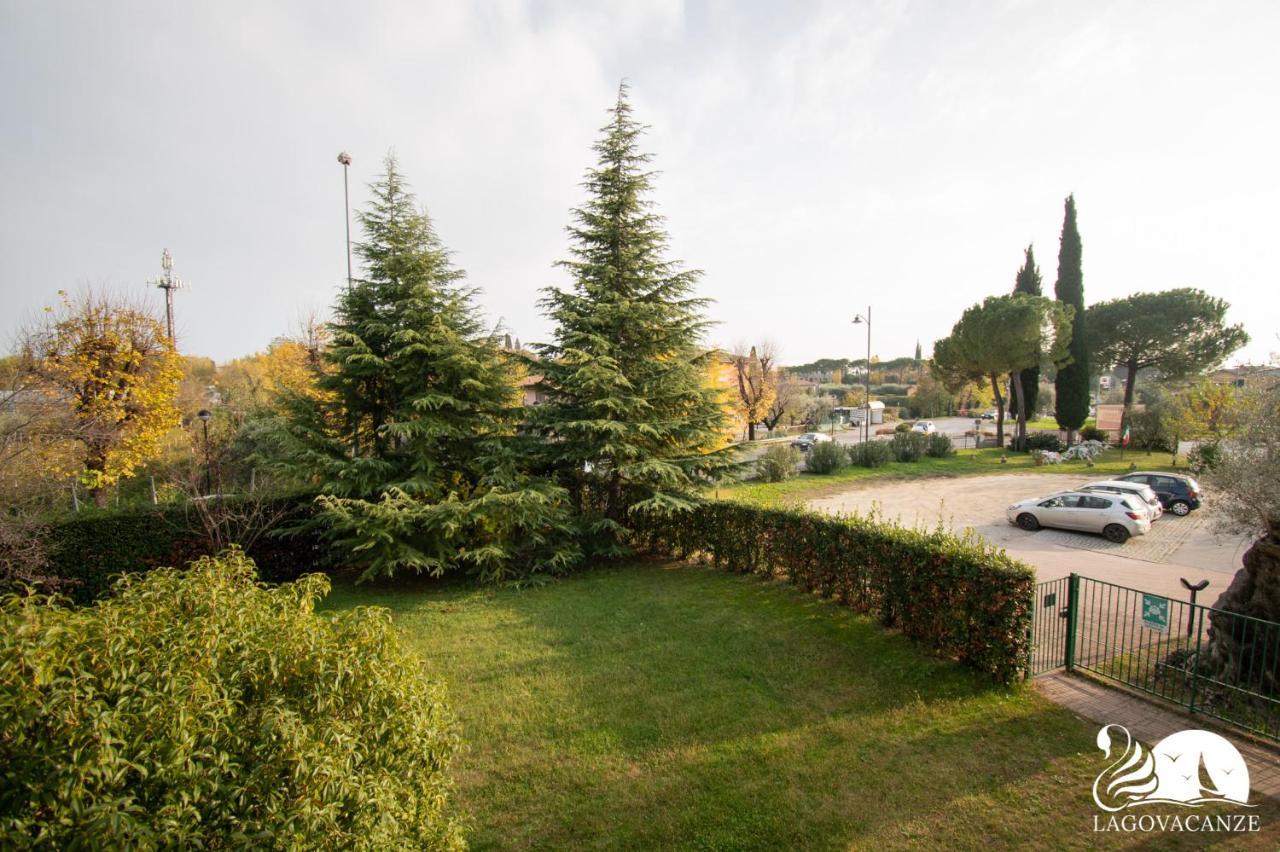 Luxury Martina Appartamenti Moniga del Garda Exterior foto